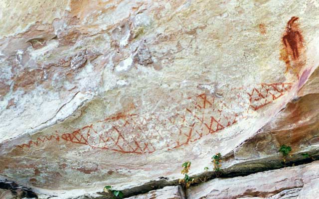 Snake petroglyph